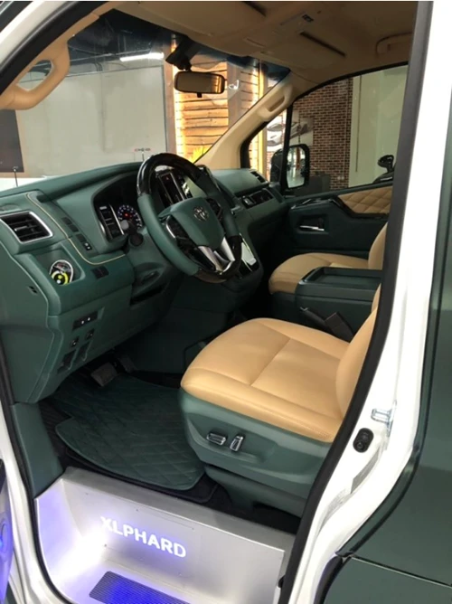 Granvia 3.5L six-seat Royal Salfa Wald Signature Edition front driver's seat