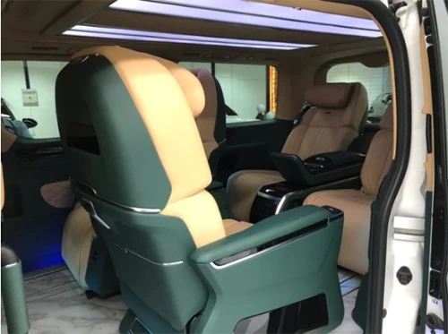Granvia 3.5L six-seater Royal Salfa Wald Signature Edition steerable seat