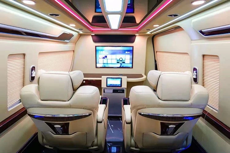 Toyota Hiace o'zgartirilgan tijorat avtomobili