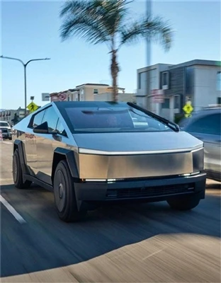 Tesla Cybertruck HD tafsiloti