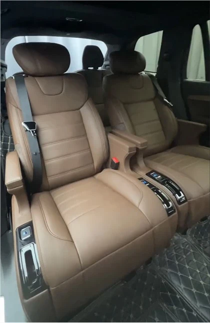 Volvo XC90 orqa ichki qismini yangilash uchun hashamatli yagona o'rindiq