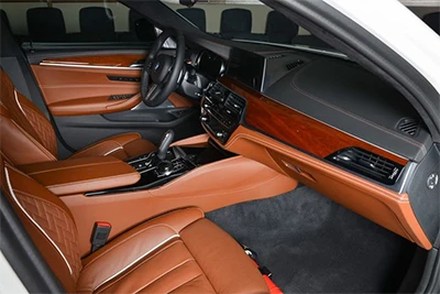 BMW M550i Refit M Performance avtomobilini ta'mirlash to'plami